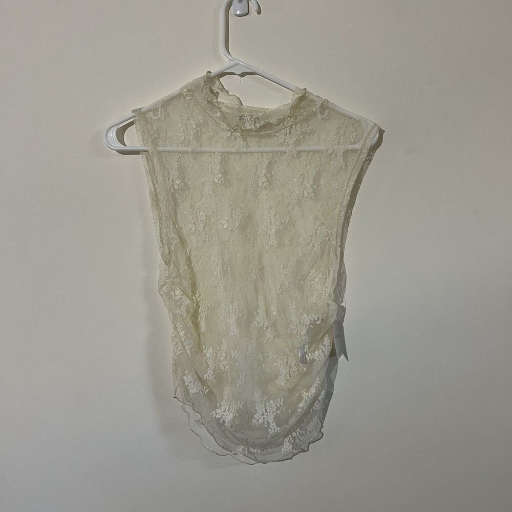 Intimately Free People NWT Sleeveless Lace Layering Top Floral Ivory Size Small